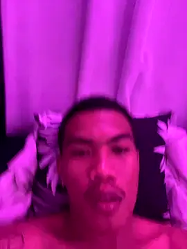 saj taylorr17 online show from November 28, 2025, 3:36 pm