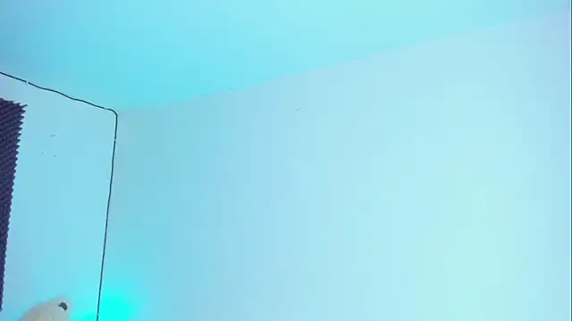 Im naho online show from April 15, 2026, 10:21 pm