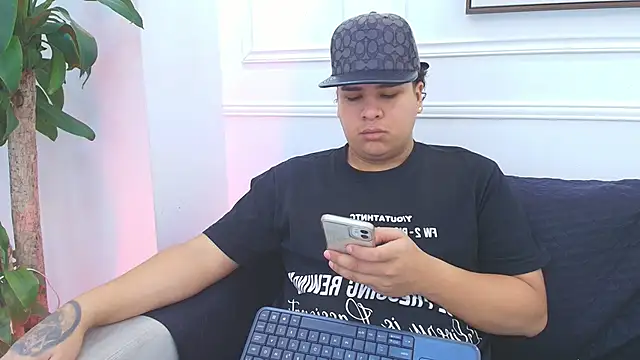 Naim Bennetsex online show from November 30, 2025, 6:01 pm