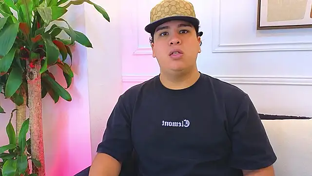 Naim Bennetsex online show from March 5, 2026, 6:59 pm