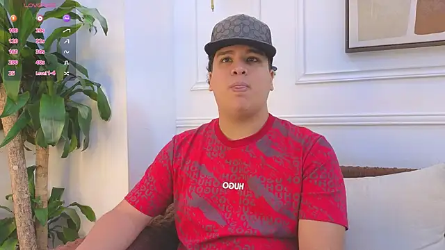 Naim Bennetsex online show from April 18, 2026, 7:07 pm