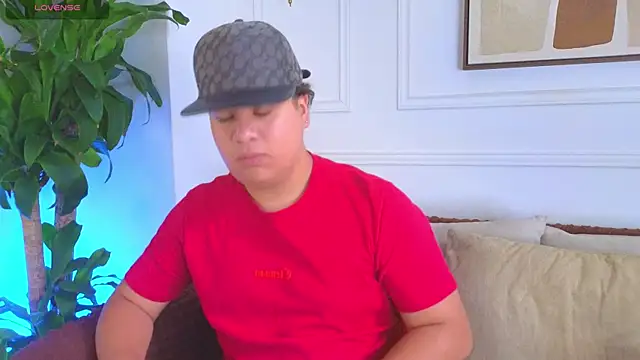 Snapshot of Naim_Bennetsex chatting on July 18, 2026, 6:01 pm Naim Bennetsex online show from July 18, 2026, 6:01 pm