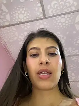 Lenapink19 online show from November 10, 2025, 3:16 am