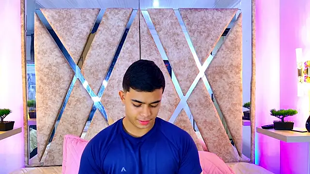 jayd muscle online show from December 18, 2025, 4:51 am