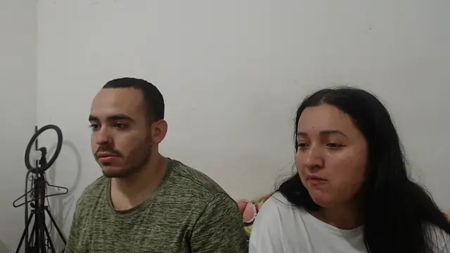 Ana ThiagoxX online show from October 2, 2025, 2:29 am