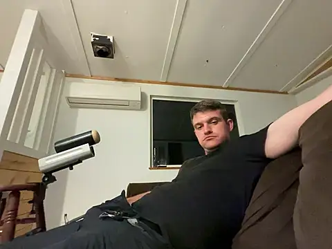 cumitted online show from April 30, 2026, 6:53 am