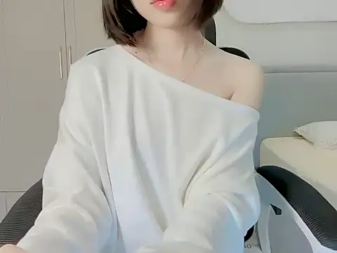 ggLovee online show from November 8, 2025, 3:34 pm