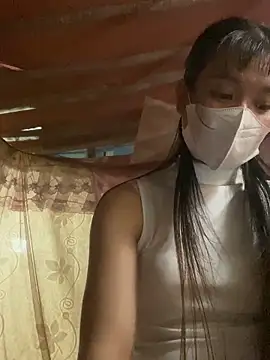 PhanHaa online show from October 21, 2025, 3:02 pm