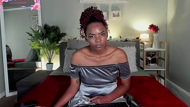 HotStellaaa online show from October 3, 2025, 8:22 am