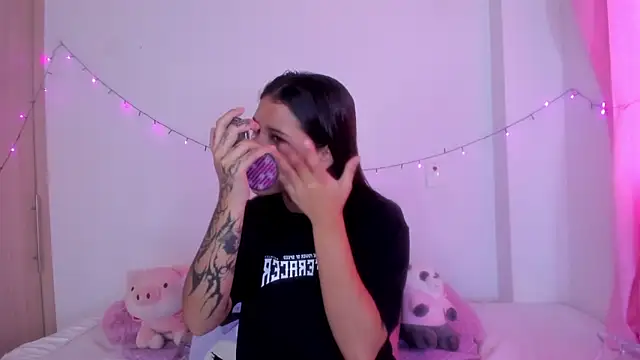 Abby roussee online show from September 29, 2025, 12:54 pm