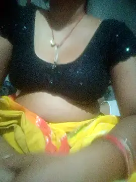 Snapshot of cut_renukadevi chatting on September 19, 2025, 3:34 pm cut renukadevi online show from September 19, 2025, 3:34 pm