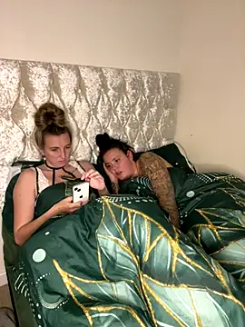 Charsworld online show from November 20, 2025, 5:45 pm