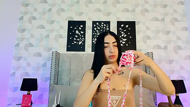 Snapshot of natasha_moreno chatting on June 4, 2026, 12:33 pm natasha moreno online show from June 4, 2026, 12:33 pm