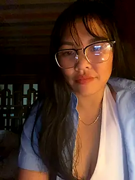 Snapshot of sexybaby_00 chatting on October 4, 2025, 3:48 am sexybaby 00 online show from October 4, 2025, 3:48 am