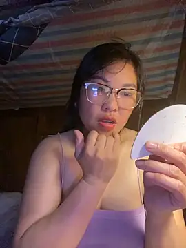 Snapshot of sexybaby_00 chatting on October 8, 2025, 4:10 am sexybaby 00 online show from October 8, 2025, 4:10 am
