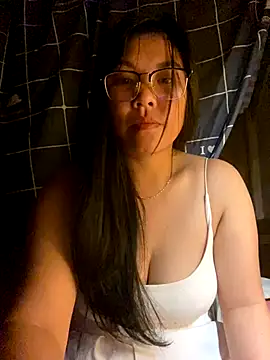 Snapshot of sexybaby_00 chatting on October 16, 2025, 10:11 pm sexybaby 00 online show from October 16, 2025, 10:11 pm