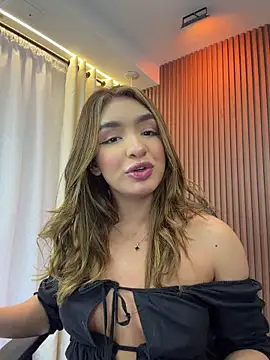 jenn fit online show from April 19, 2026, 3:28 am