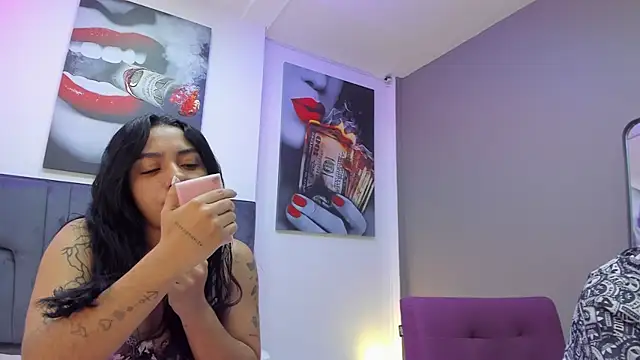 violet and myers online show from October 9, 2025, 12:03 pm