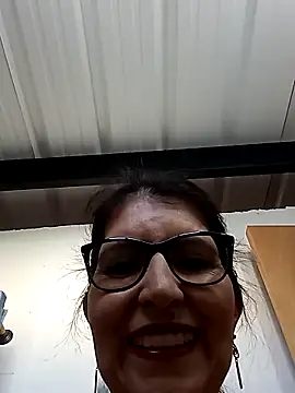 swity foster online show from September 9, 2025, 12:48 pm