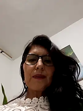 swity foster online show from October 5, 2025, 8:23 am