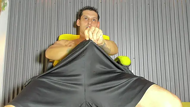 MARCUS SMITHH1 online show from October 2, 2025, 7:54 pm