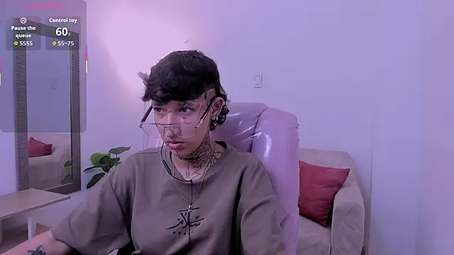 Luci Rose online show from November 13, 2025, 11:58 pm