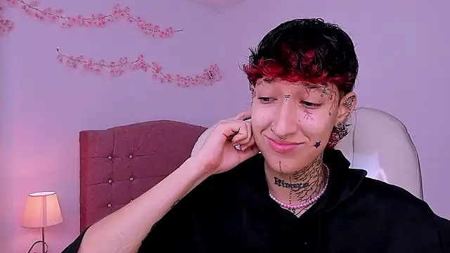 Luci Rose online show from February 20, 2026, 2:08 am