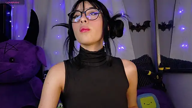 Snapshot of Shar_Succubus chatting on September 23, 2025, 12:57 am Shar Succubus online show from September 23, 2025, 12:57 am