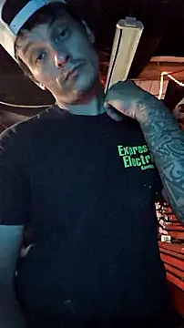 twistafatpipe online show from October 1, 2025, 11:33 pm