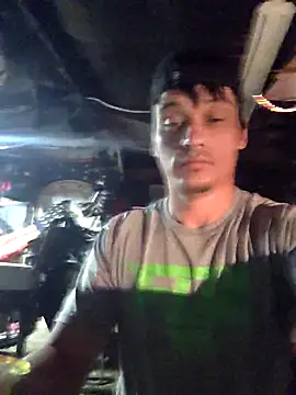 twistafatpipe online show from October 9, 2025, 7:56 pm