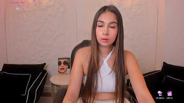 VeronicaBlue online show from July 29, 2026, 9:40 am