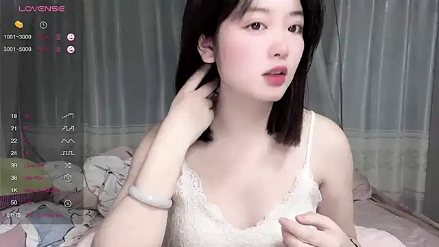 Snapshot of tender-11 chatting on November 5, 2025, 10:59 am tender-11 online show from November 5, 2025, 10:59 am