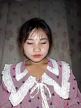 EllyBaby20 online show from September 15, 2025, 6:13 am