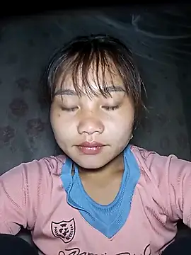 EllyBaby20 online show from September 26, 2025, 11:31 pm