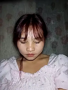 EllyBaby20 online show from October 2, 2025, 1:51 pm