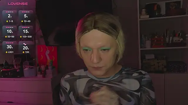 Kkkylie online show from February 7, 2026, 3:21 am