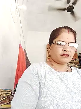 Bhavna hot online show from October 7, 2025, 7:27 am