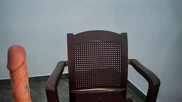 Minu Cam online show from April 2, 2026, 7:44 pm