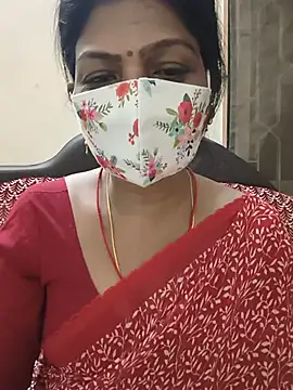 Snapshot of Rithya27 chatting on July 24, 2026, 6:39 pm Rithya27 online show from July 24, 2026, 6:39 pm