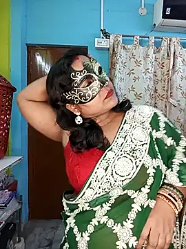 Snapshot of extreamhot1 chatting on November 15, 2025, 7:10 pm extreamhot1 online show from November 15, 2025, 7:10 pm