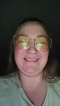 Kiss Eva online show from December 8, 2024, 1:24 am