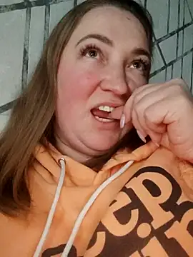 Kiss Eva online show from February 21, 2025, 3:32 pm