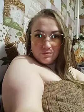 Kiss Eva online show from November 25, 2025, 9:04 pm