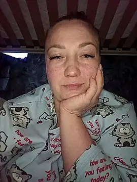 Kiss Eva online show from March 13, 2026, 9:21 pm