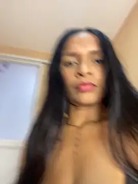 Luna025 online show from November 12, 2025, 8:19 pm