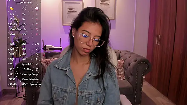 raven stonee online show from October 7, 2025, 3:14 am