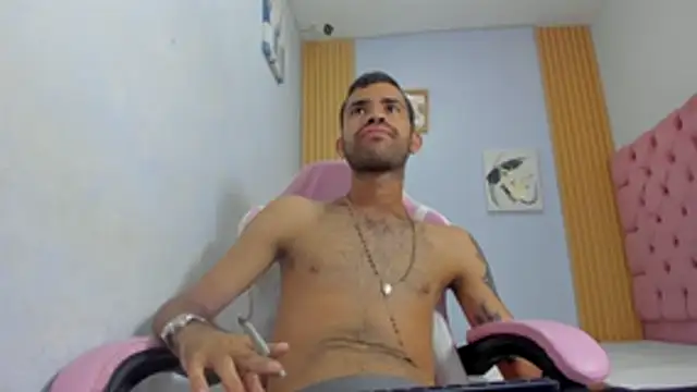 Snapshot of adri_sexboy229 chatting on October 21, 2025, 7:20 am adri sexboy229 online show from October 21, 2025, 7:20 am