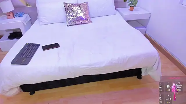 Marianee Rousse online show from September 27, 2025, 10:15 pm