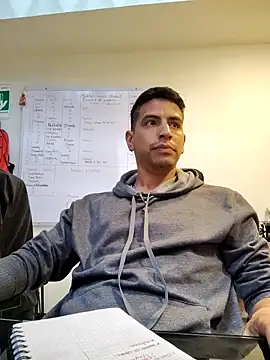 Snapshot of Juann-cock chatting on October 6, 2025, 4:37 pm Juann-cock online show from October 6, 2025, 4:37 pm