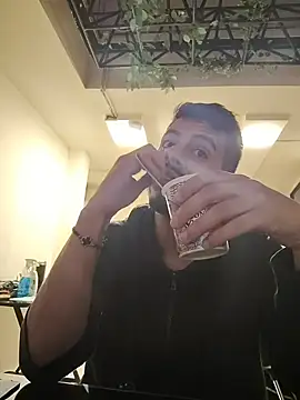 Juann-cock online show from July 4, 2026, 6:52 am